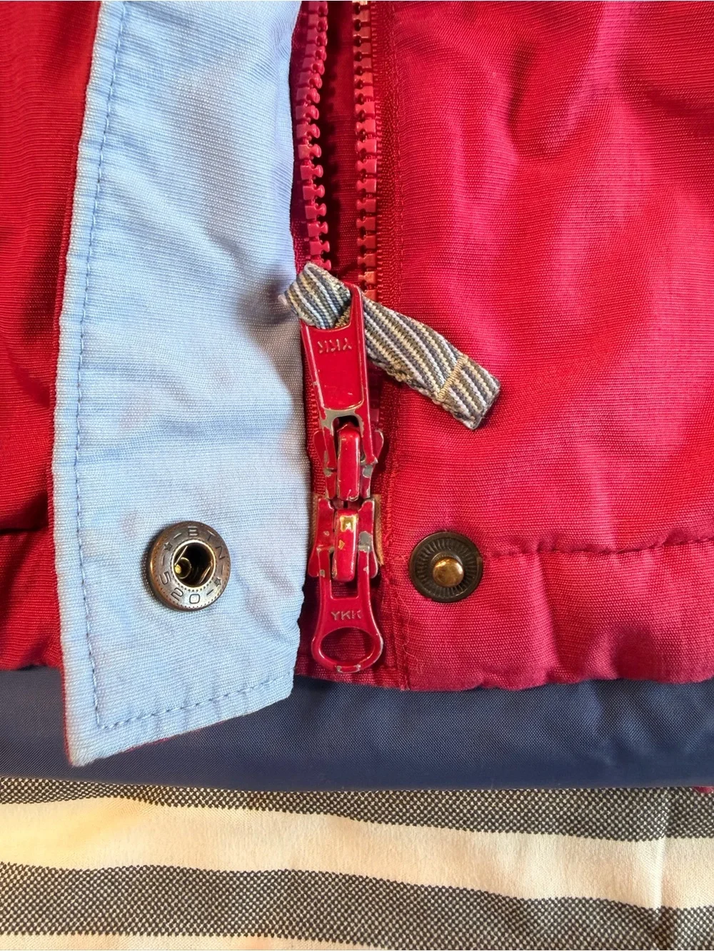 Columbia Sportswear Company no holes